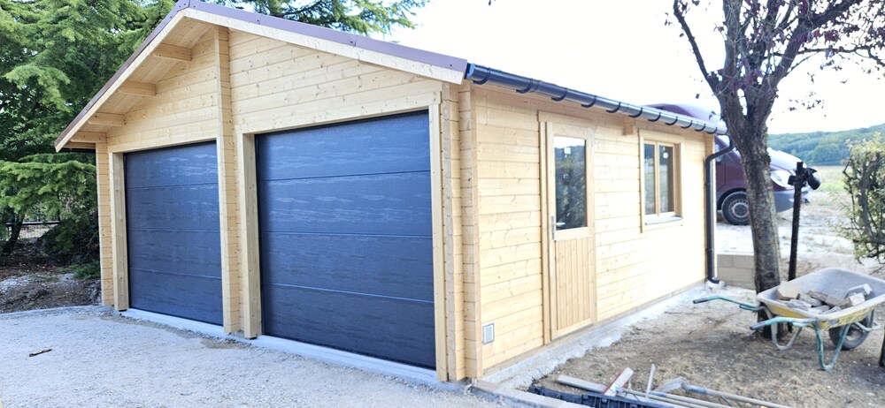 Garage en bois réalisé à Meaux